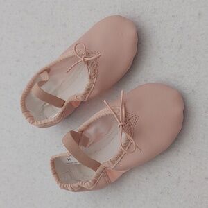 DANSKIN NOW Kid's Pink Ballet Flats Dance Shoes NWOT